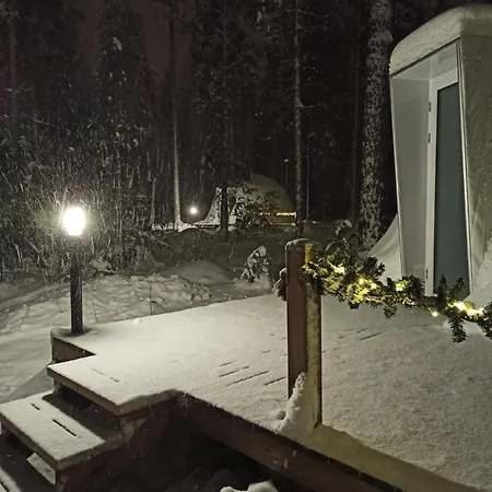 Igloo Glamping Lakeland Camp