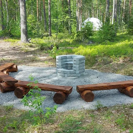 Igloo Glamping Lakeland Camp *