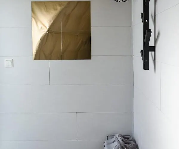 Igloo Glamping Lakeland Camp * 이마트라