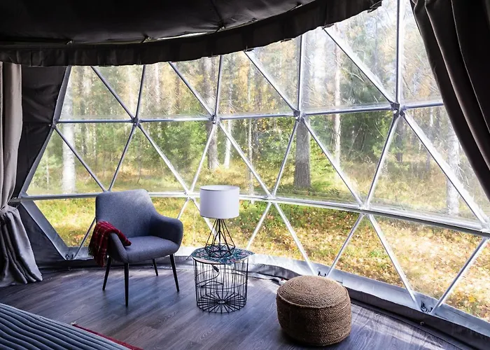 럭셔리텐트 Igloo Glamping Lakeland Camp 이마트라