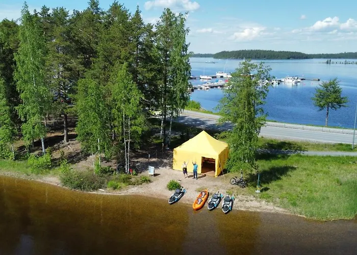 Igloo Glamping Lakeland Camp * 이마트라