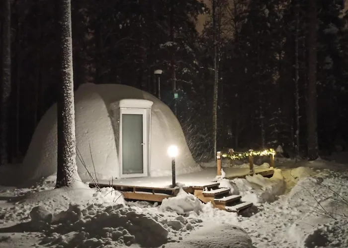 럭셔리텐트 Igloo Glamping Lakeland Camp 이마트라