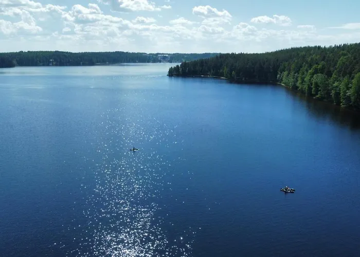 럭셔리텐트 Igloo Glamping Lakeland Camp 이마트라
