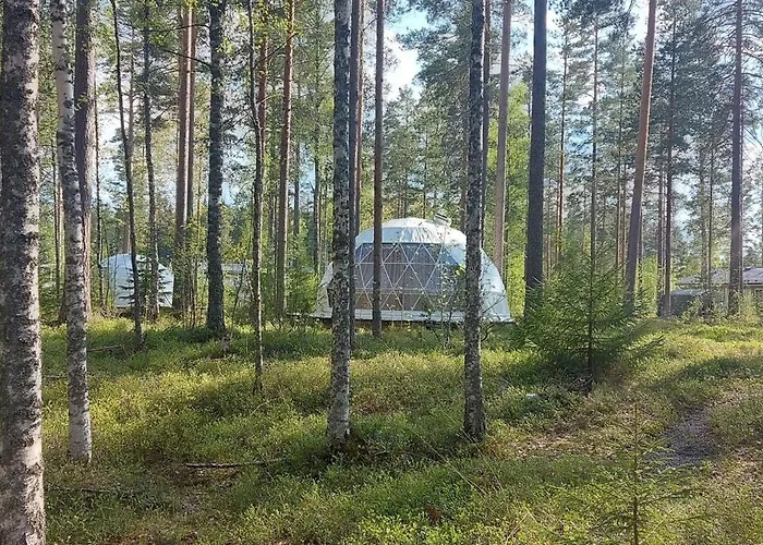 럭셔리텐트 Igloo Glamping Lakeland Camp *